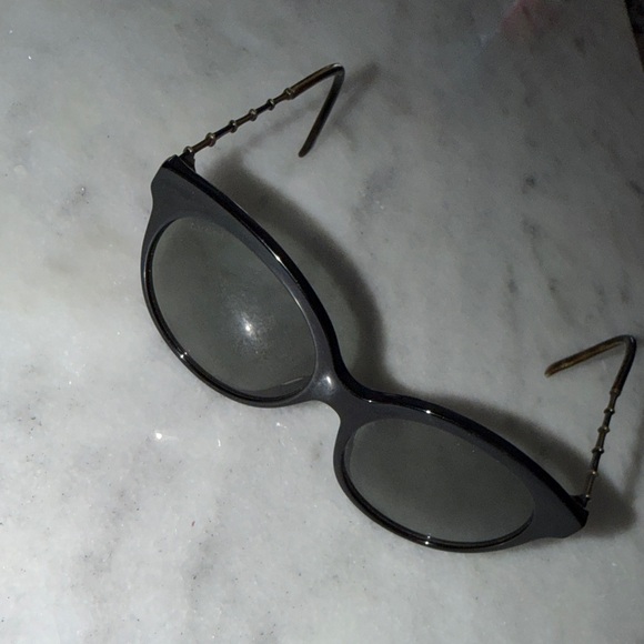 Gucci Black Cat-Eye Sunglasses - Picture 4 of 4